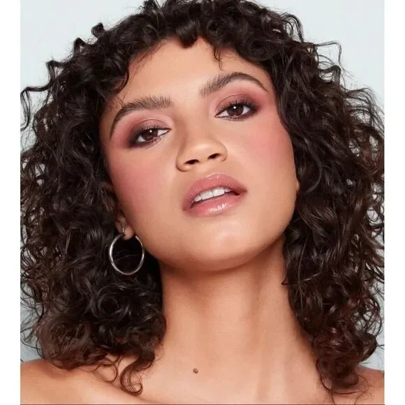 r.e.m. Beauty - NWTIB Midnight Shadows Eyeshadow Palette in "Smitten Kitten" - Picture 14 of 16